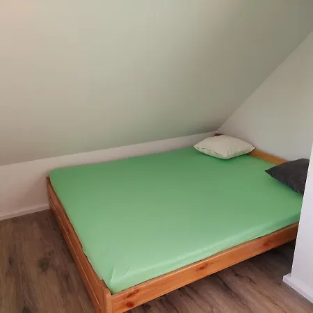 بيت للعطل Hexagon Honey House+ Prywatna Plaza+jezioro+ Stawy+ Gospodarstwo+ Pasieka *