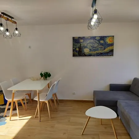 Hexagon Honey House+ Prywatna Plaza+jezioro+ Stawy+ Gospodarstwo+ Pasieka Srokowo